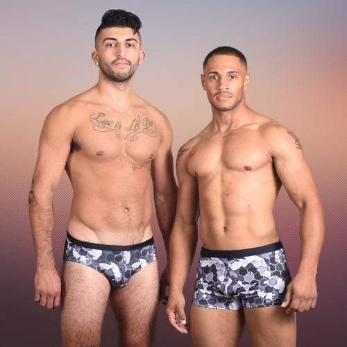 
                  
                    Honeycomb Camo Trunks Swimsuit INVI-Expressionwear
                  
                